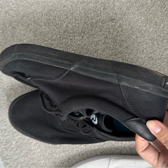 Black shoes - Picture 7 of 7